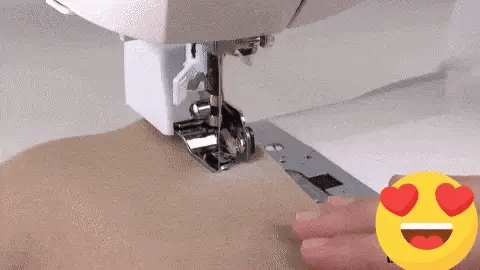 Mini Máquina de Costura Portátil Manual para Reparos Rápidos