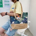 Bolsa de Praia Grande em Lona com Zíper Estampada