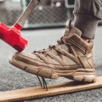 Bota Coturno Militar Tático com Biqueira de Aço e Sola Antifuro