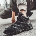 Bota Coturno Militar Tático com Biqueira de Aço e Sola Antifuro