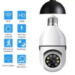 Câmera de Segurança 360° Wi-Fi com Encaixe de Lâmpada Visão Noturna